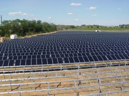 photovoltaïque en plein champ ? ne tombons pas dans le panneau.PAR ERE 43