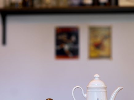 CAFE DES SIMPLES, SANS CHICHI