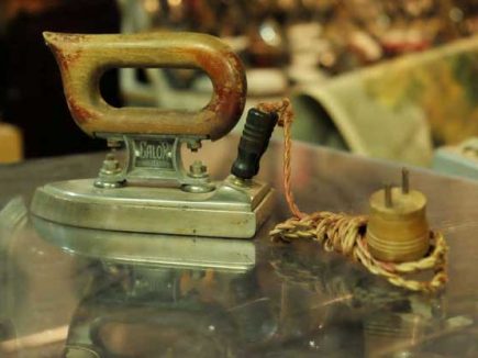 COLLECTIONNEUR Je suis pressophile mais ce n’est pas dangereux… Venez me voir et je vous en dirai plus…