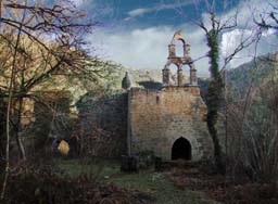 LES RUINES DE LA CHAPELLE ROMANE DU FRAISSE