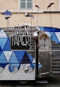Spectacle Avion Papier en caravane