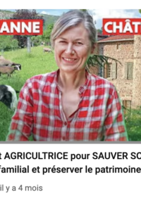 VISITE DU château paysan de Durianne