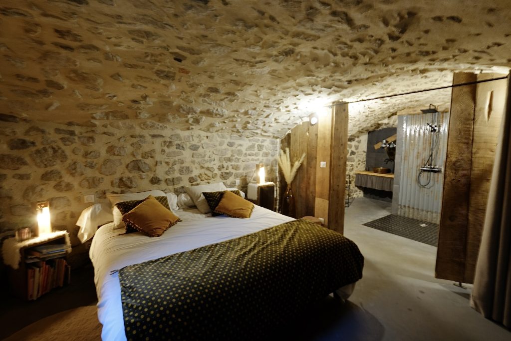 chambre gîte saint bonnet