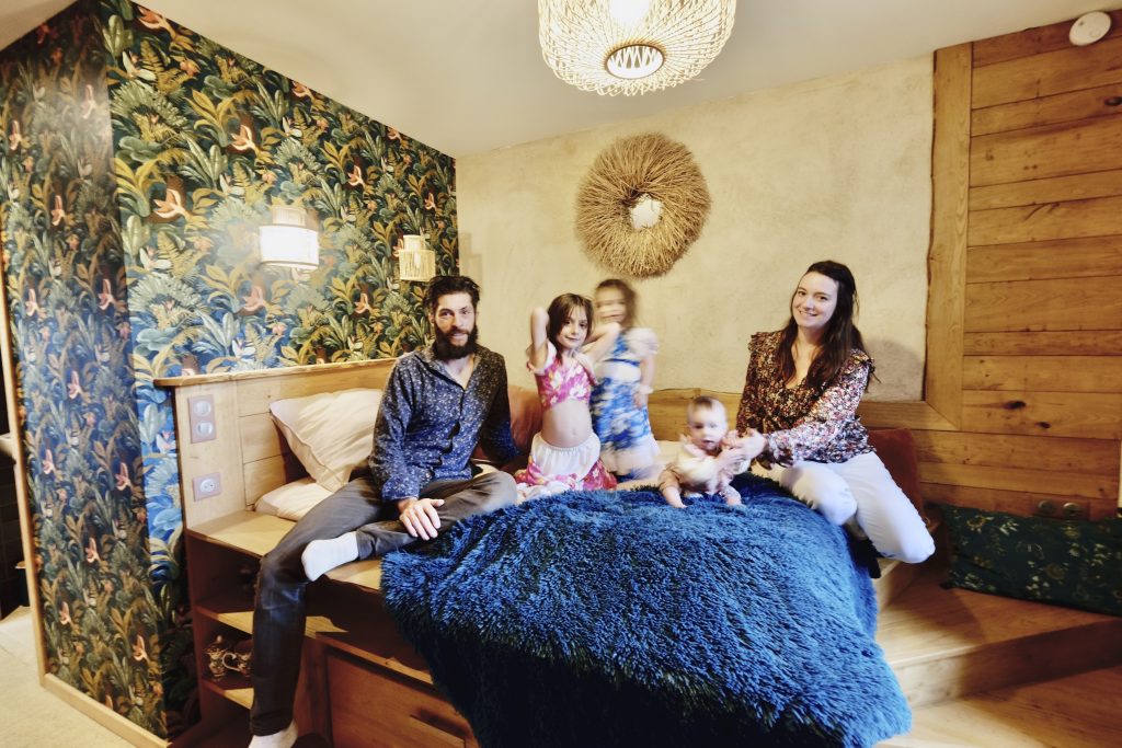 portarit famille herbe de la saint jean