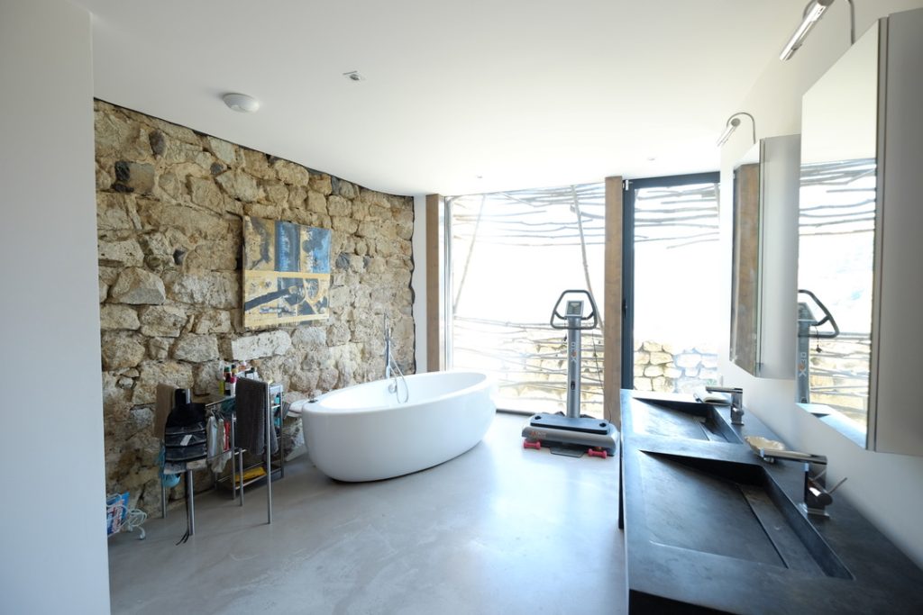 salle de bain château