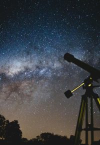 WEEK-END CONSTELLATIONS