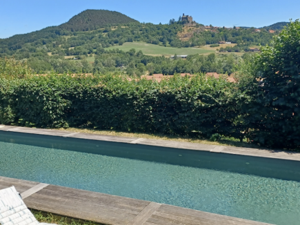 Piscine : plus petite moins profonde